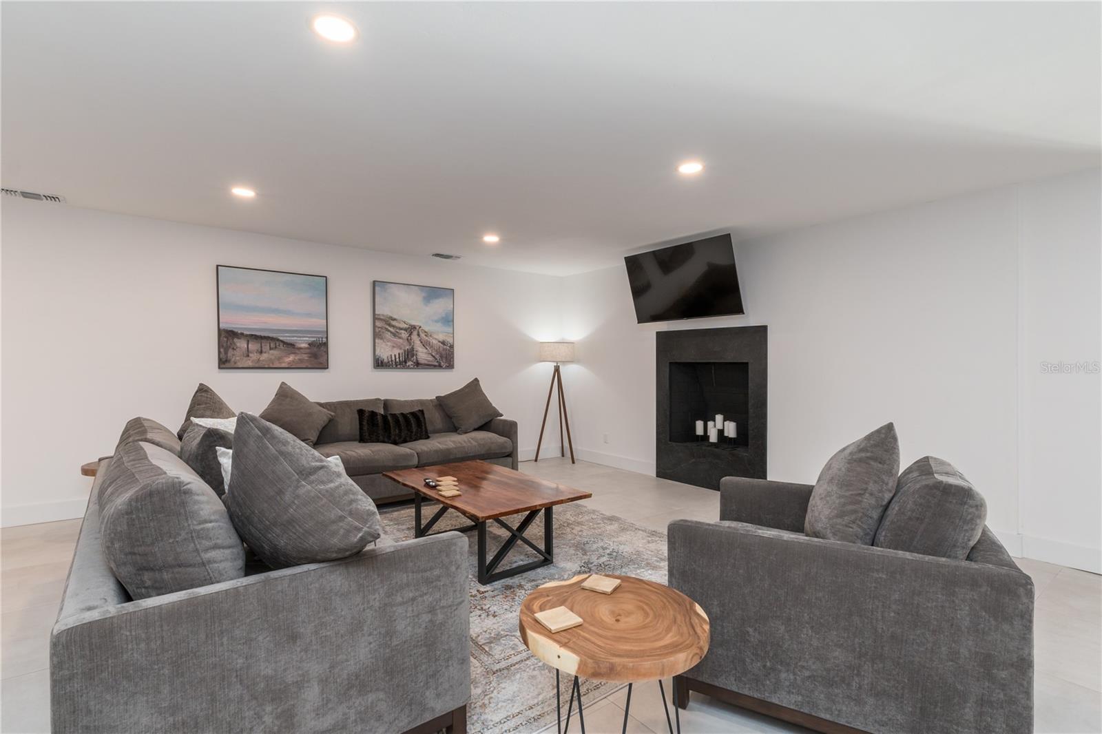 PATTY ANN 1ST ADD - Residential Lease