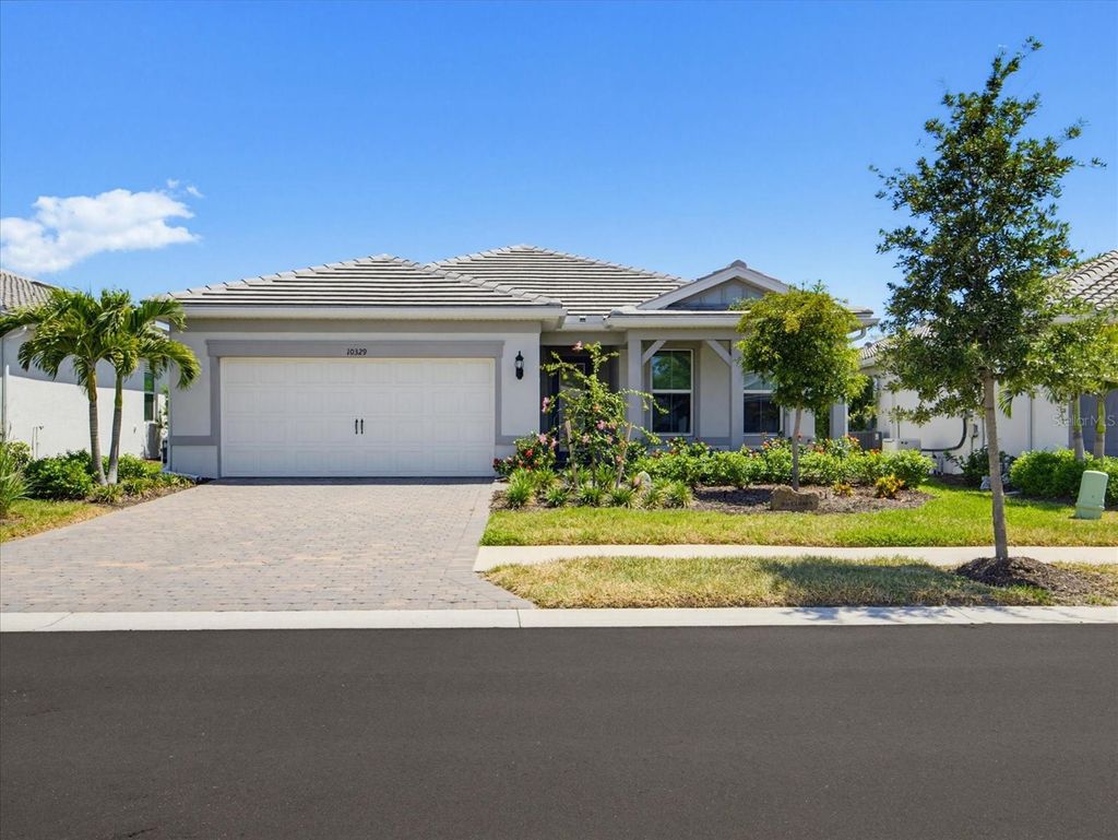 Photo of 10329 Sun Isle Drive, Englewood, FL 34223 (MLS # N6144113)