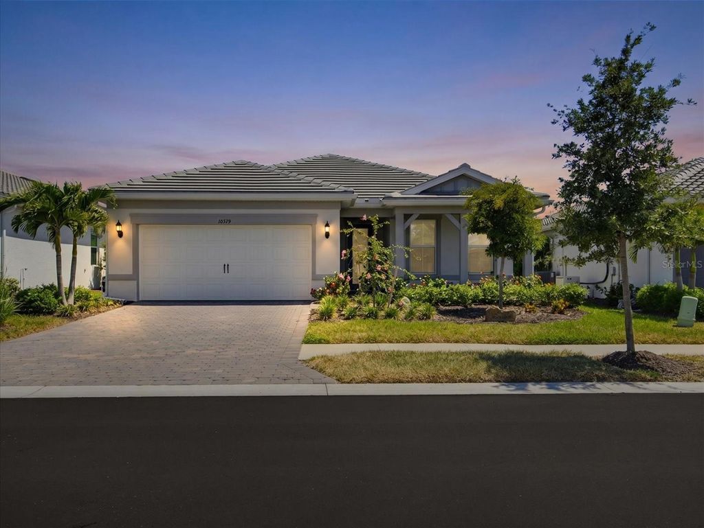 Photo of 10329 Sun Isle Drive, Englewood, FL 34223 (MLS # N6144113)