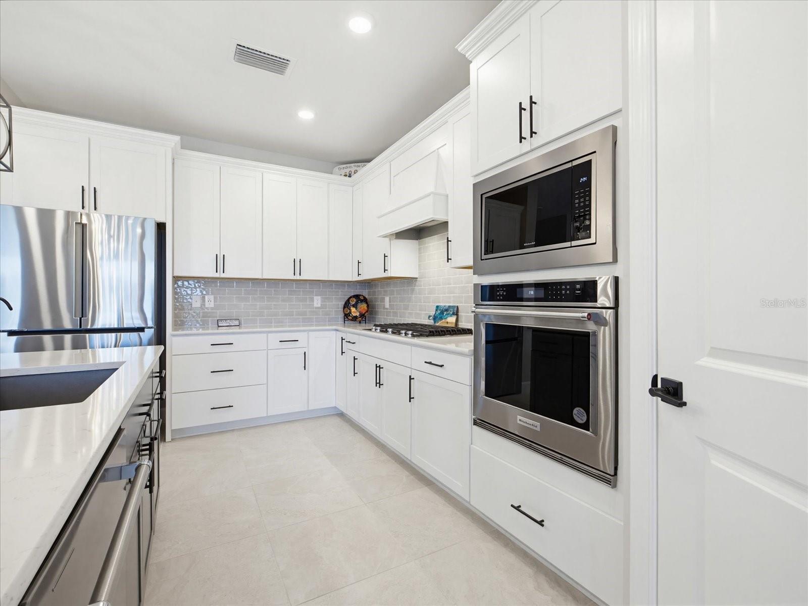 BEACHWALK BY MANASOTA KEY PH 2 - Residential