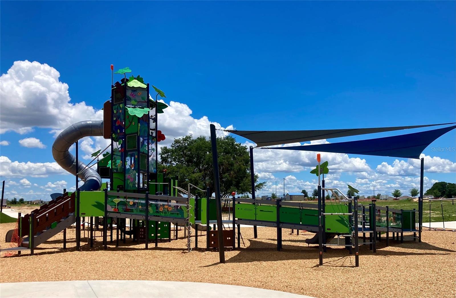 PARKSIDE AT ESTATES - Residential