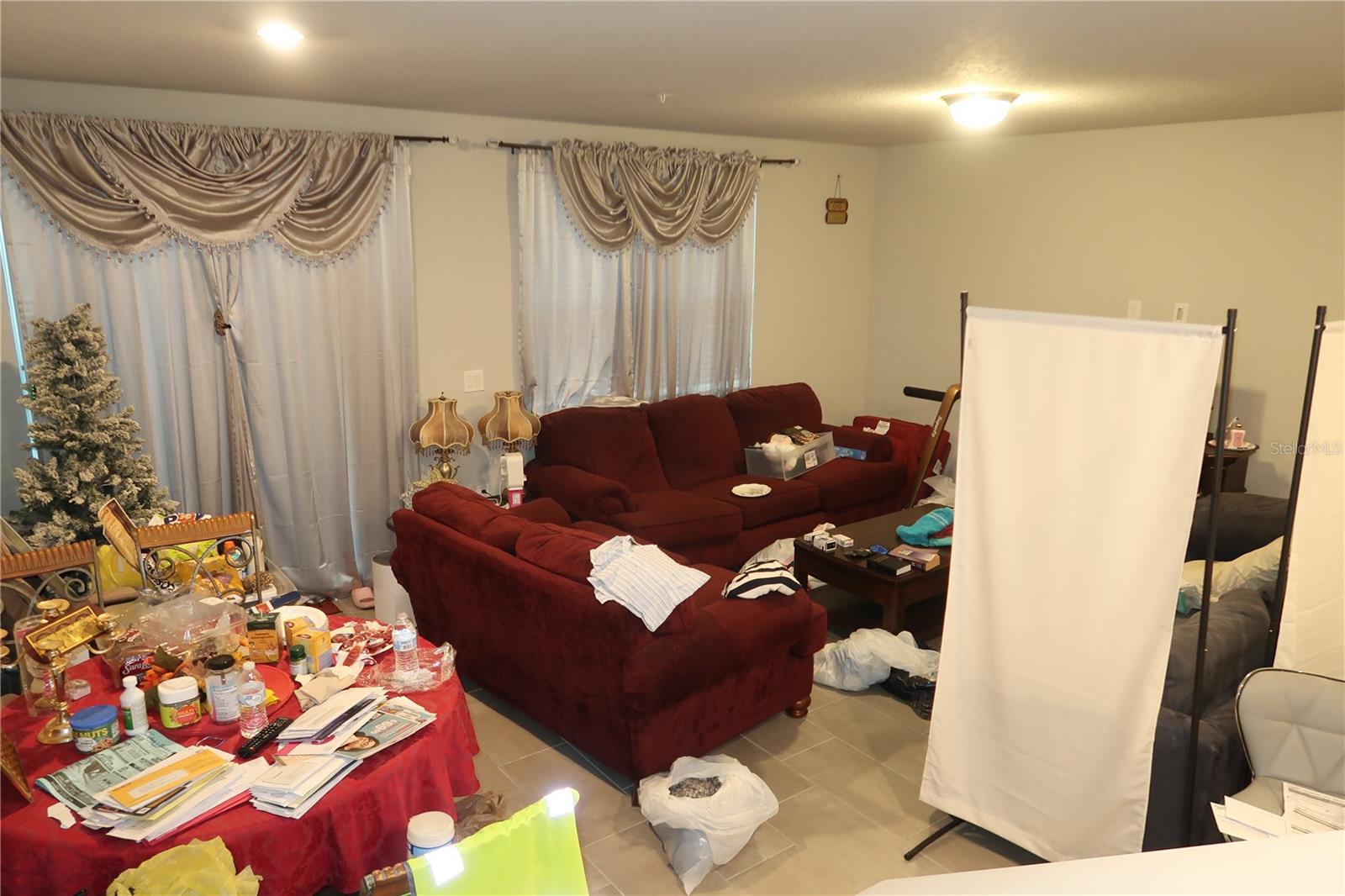 PRAIRIE MDWS - Residential