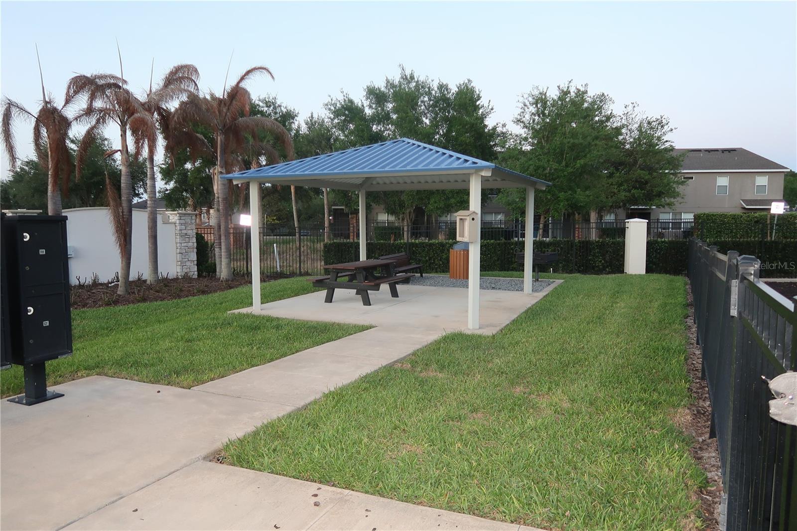 PRAIRIE MDWS - Residential