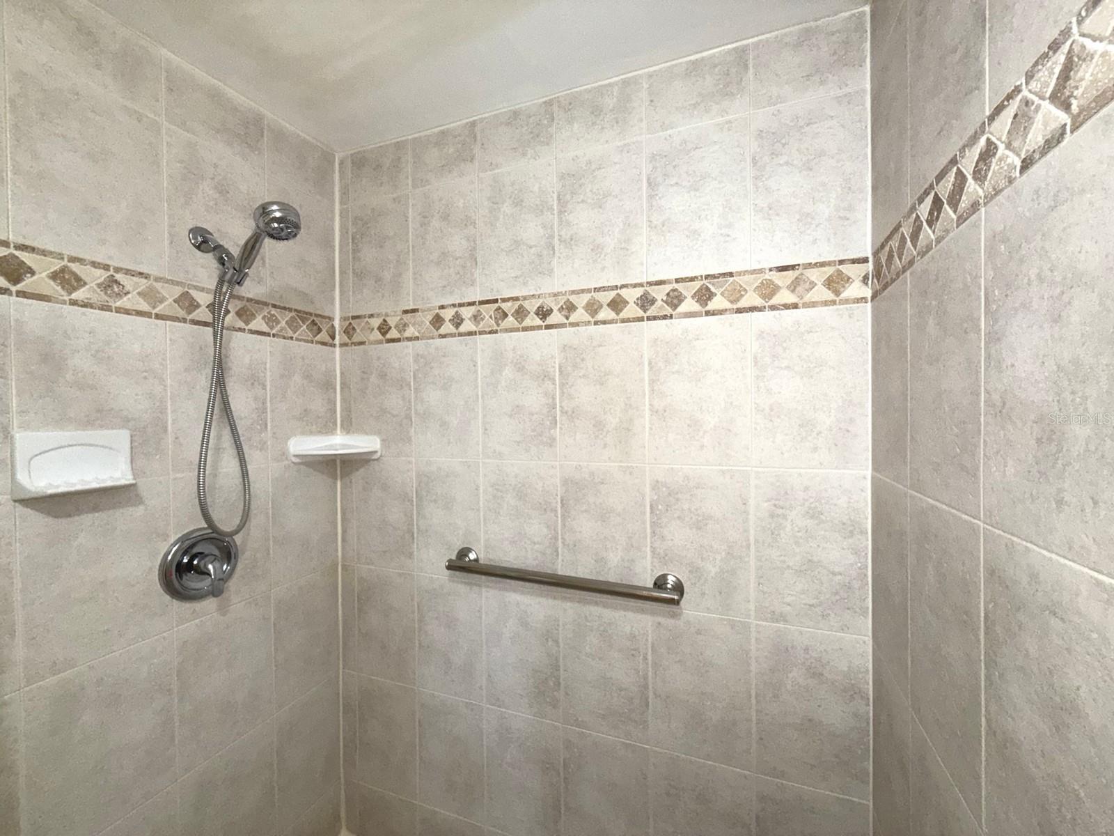 HARBOUR CLUB CONDO 2 - Residential