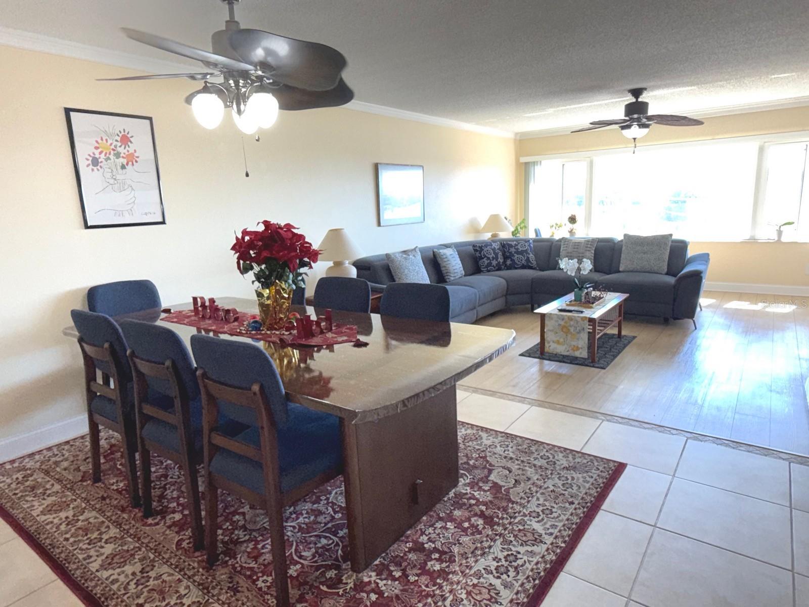 HARBOUR CLUB CONDO 2 - Residential