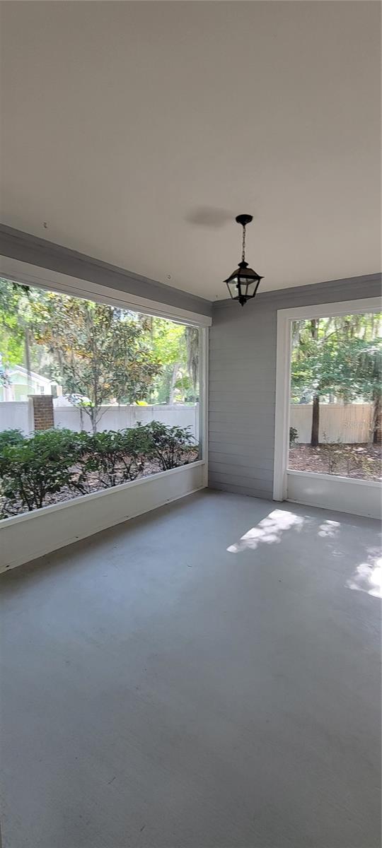 EAGLE TRACE TOWNHOMES - Residential Lease