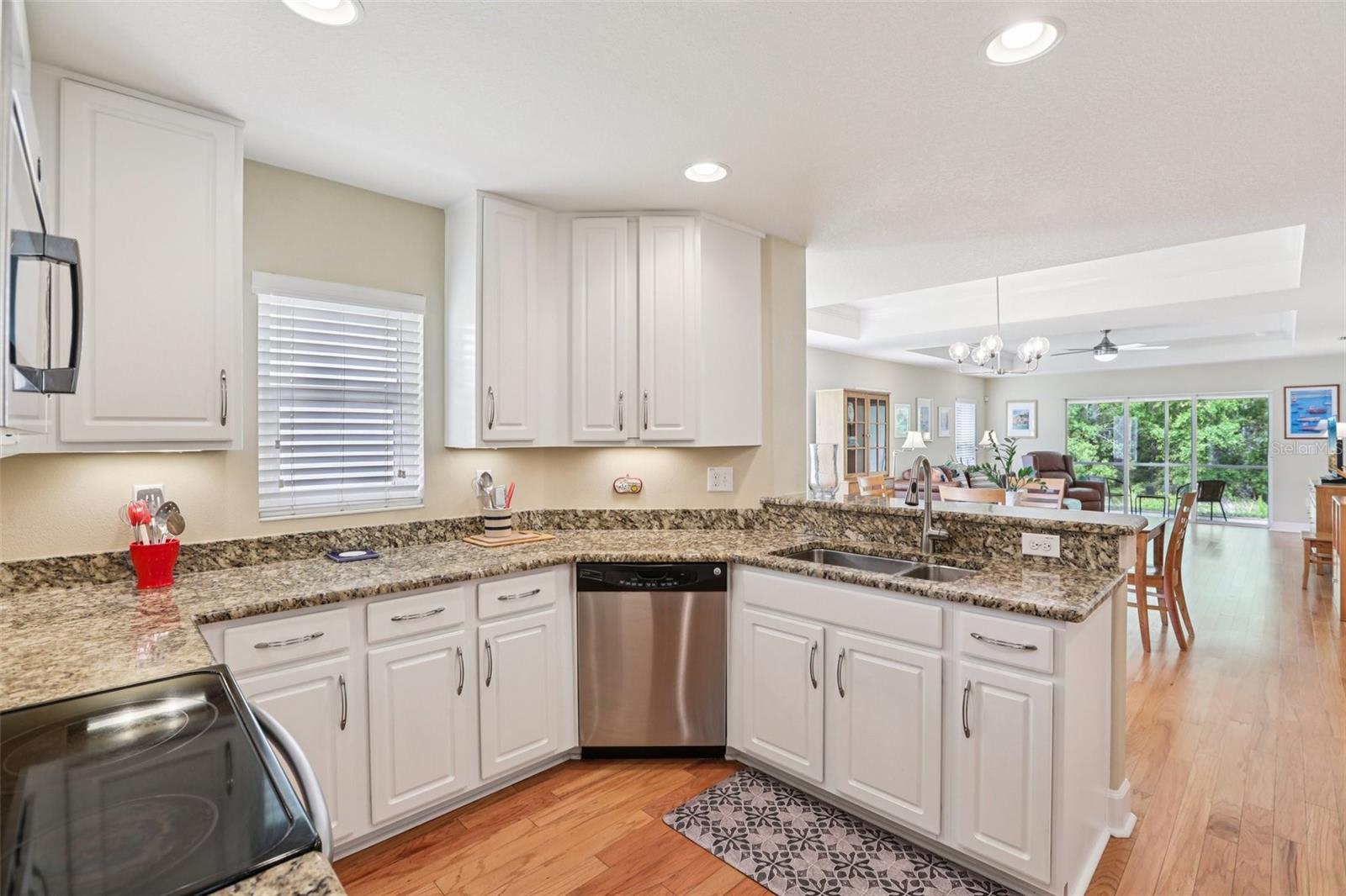 TUSCANY SUB AT TAMPA PALMS - Residential