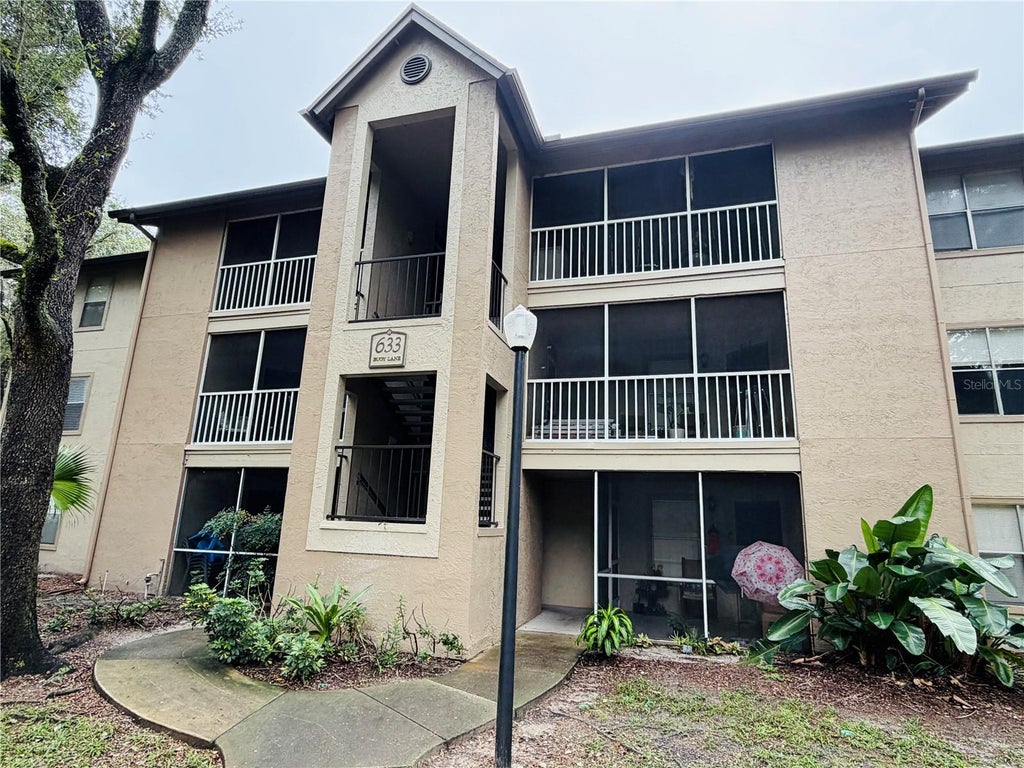 Photo of 633 Buoy Lane #205, Altamonte Springs, FL 32714 (MLS # O6448866)