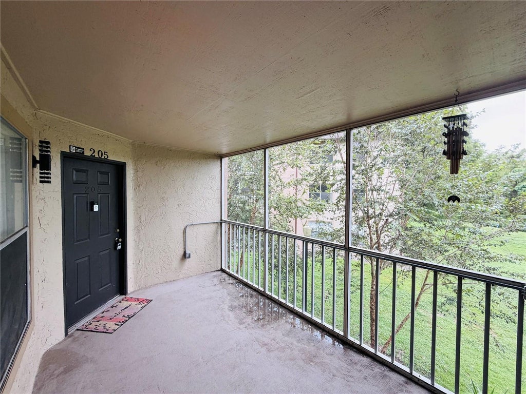 Photo of 633 Buoy Lane #205, Altamonte Springs, FL 32714 (MLS # O6448866)