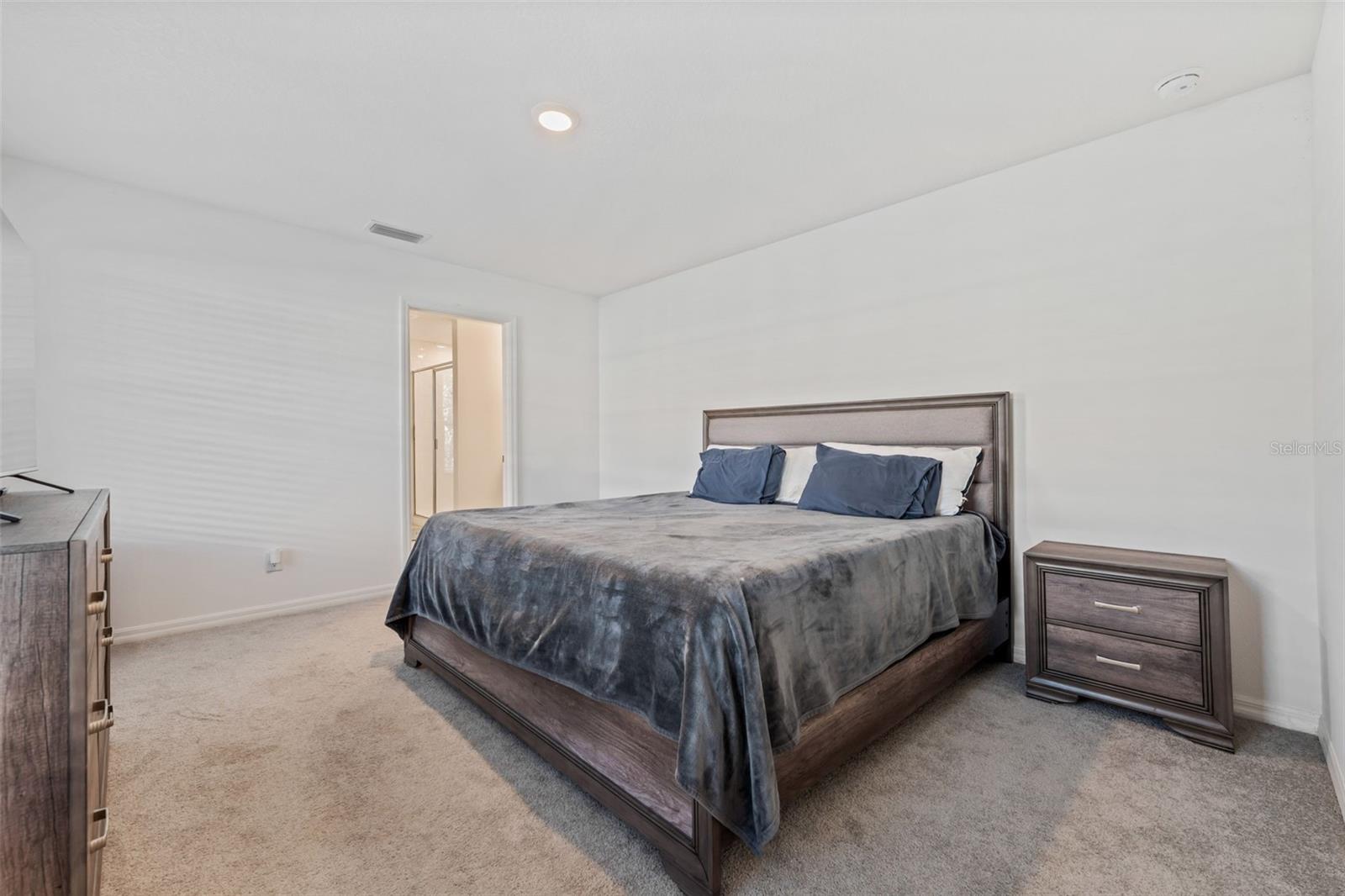 GROVELAND BLUE SPRING RESERVE TWNHMS - Residential