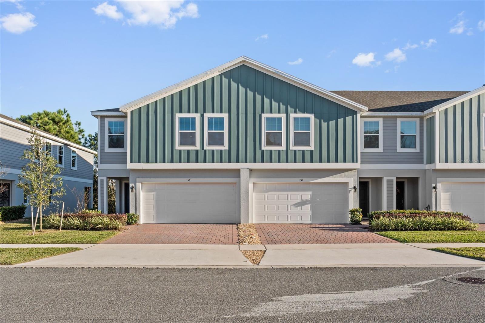 GROVELAND BLUE SPRING RESERVE TWNHMS - Residential