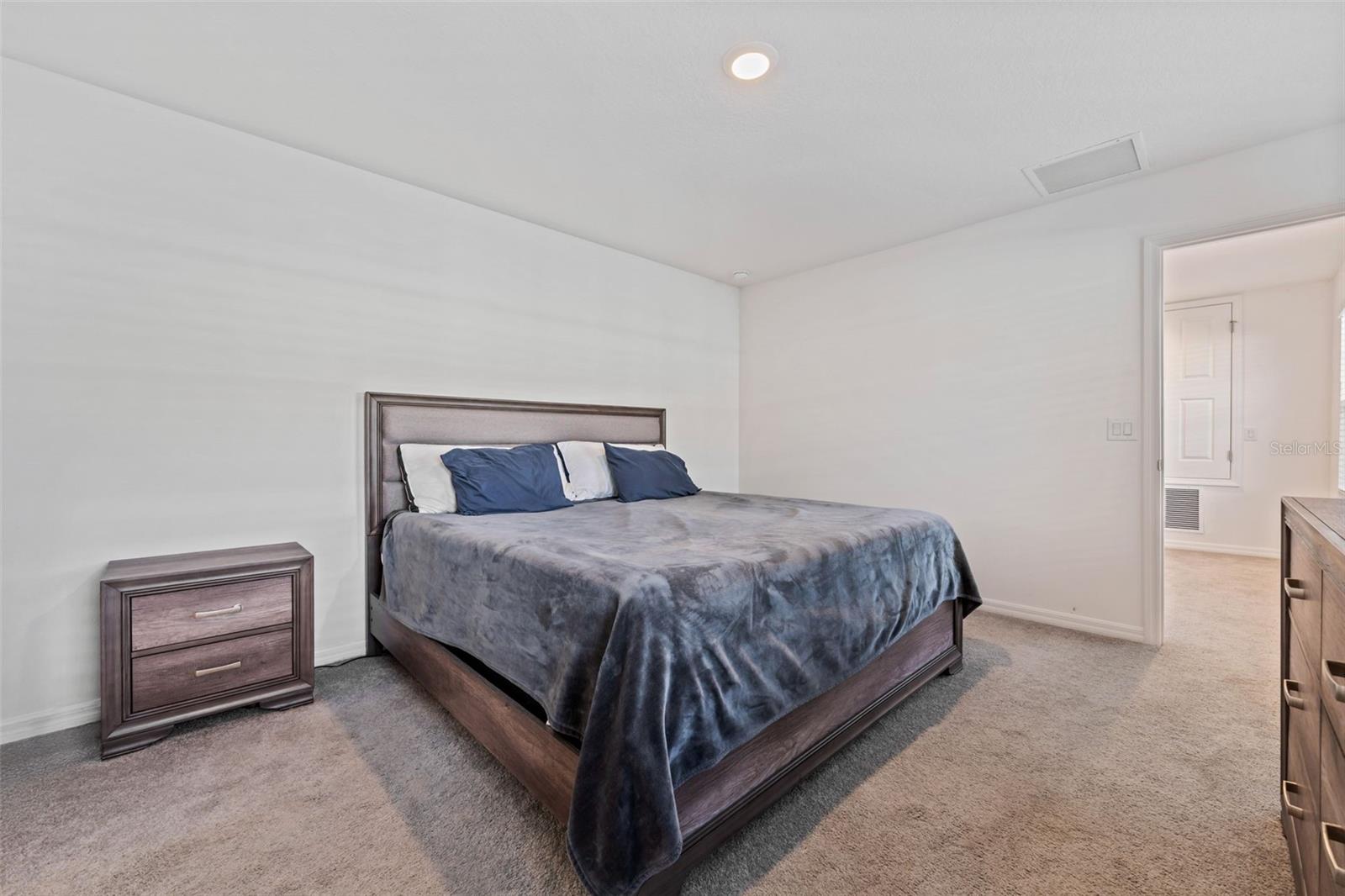 GROVELAND BLUE SPRING RESERVE TWNHMS - Residential