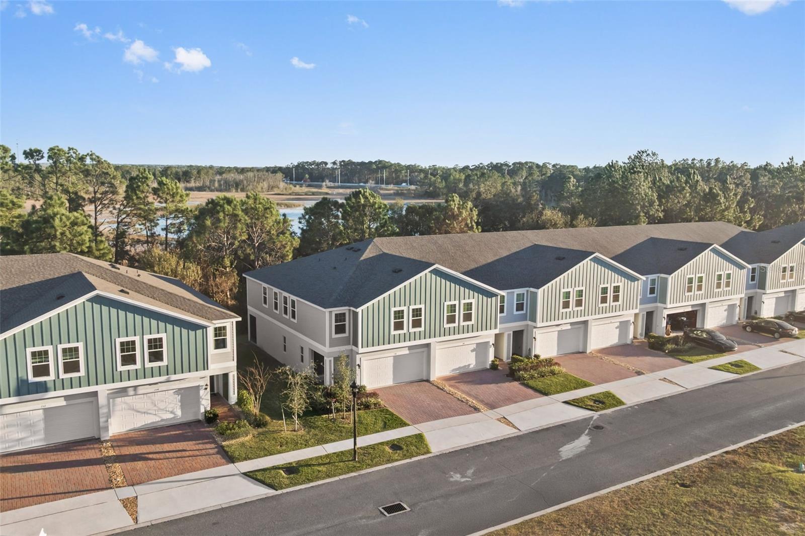 GROVELAND BLUE SPRING RESERVE TWNHMS - Residential