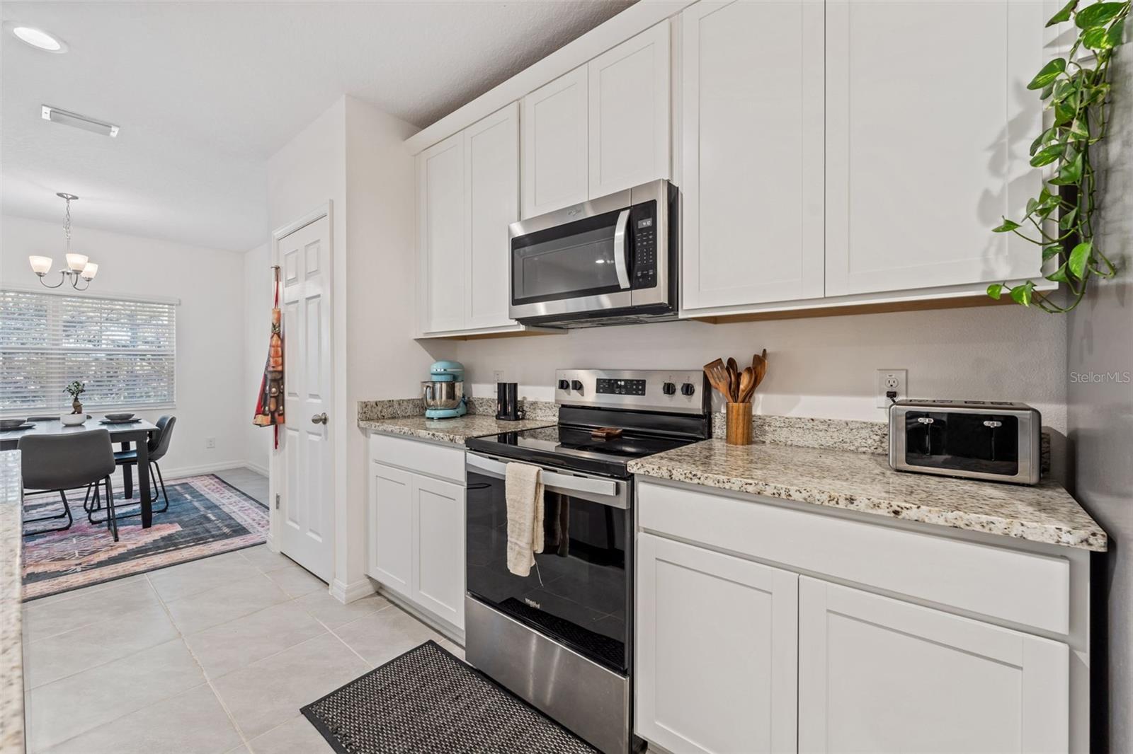 GROVELAND BLUE SPRING RESERVE TWNHMS - Residential