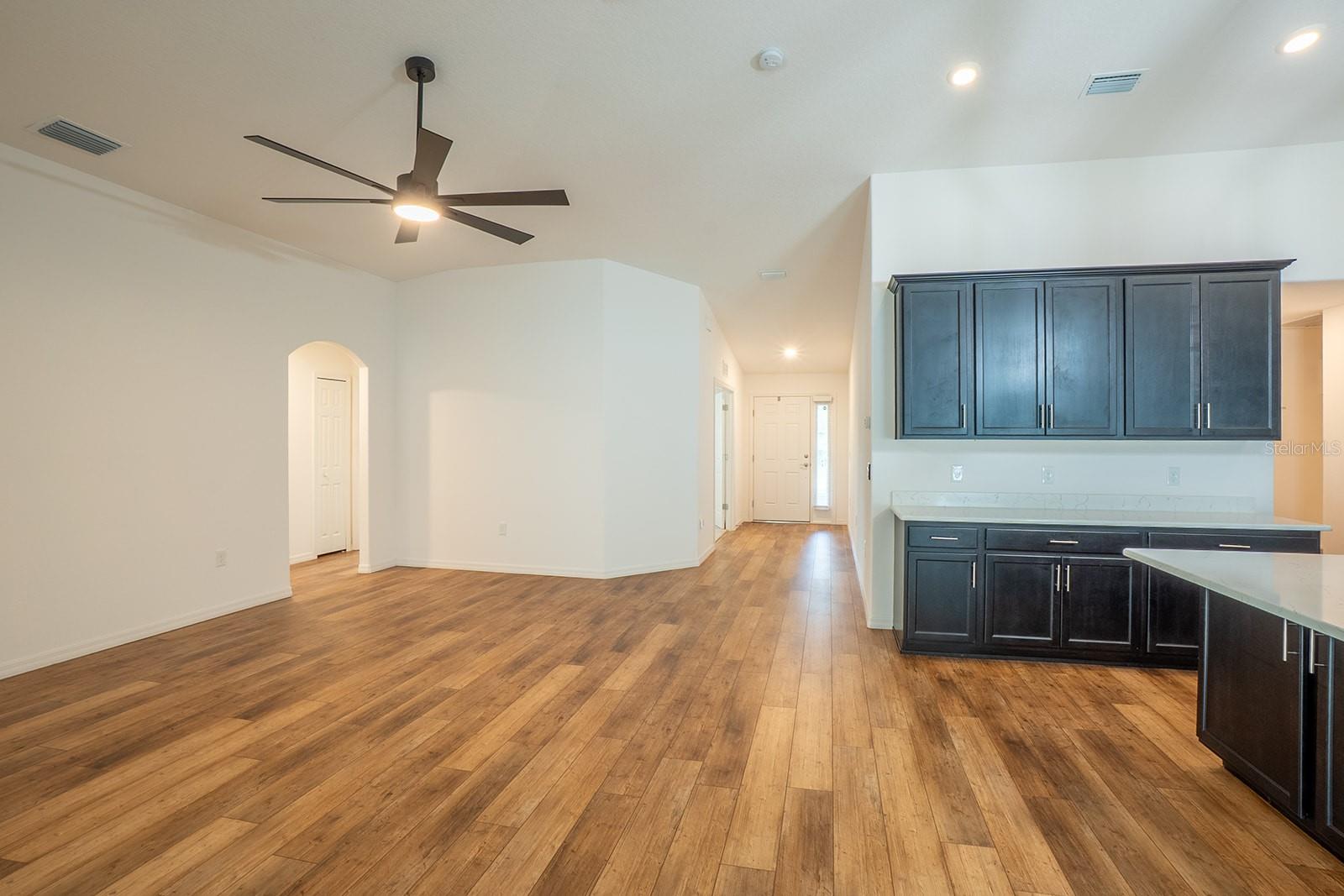 QUAIL HOLLOW - Residential