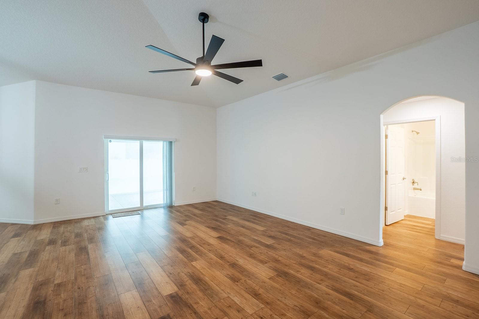 QUAIL HOLLOW - Residential