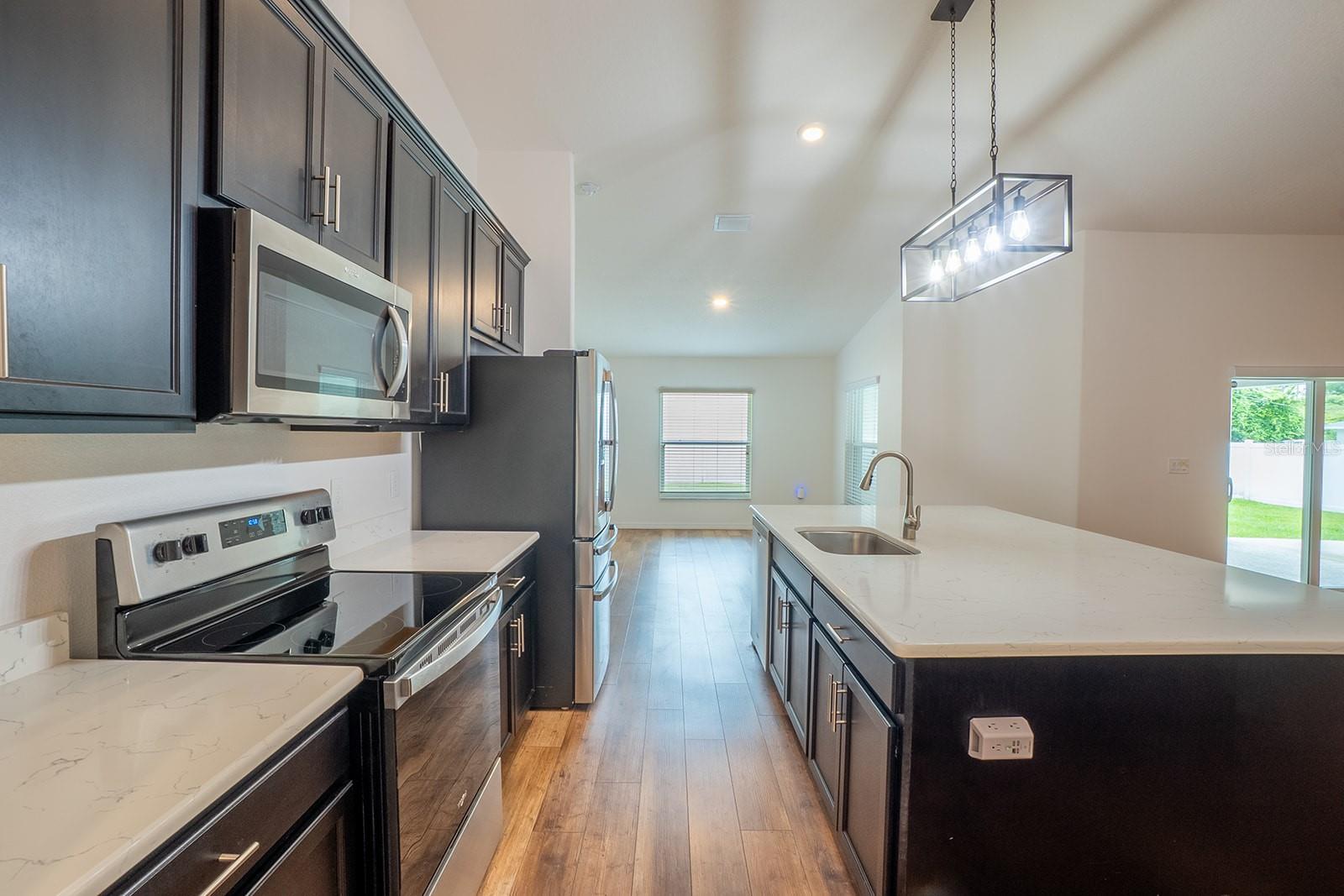 QUAIL HOLLOW - Residential