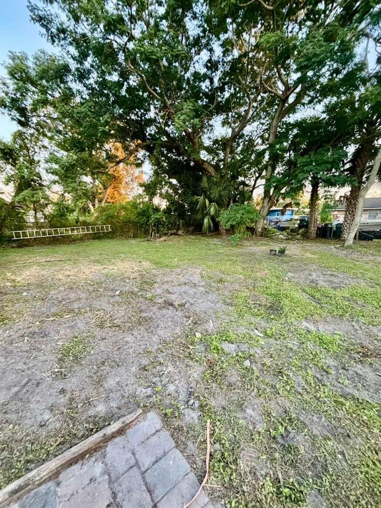 NORMANDY SHORES FIRST SECTION W/63 LOT 6 - Residential Lease