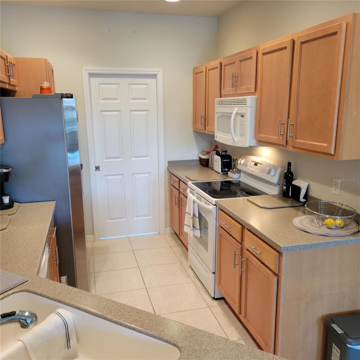 SAN MICHELE AT UNIVERSITY COMMONS - Residential Lease