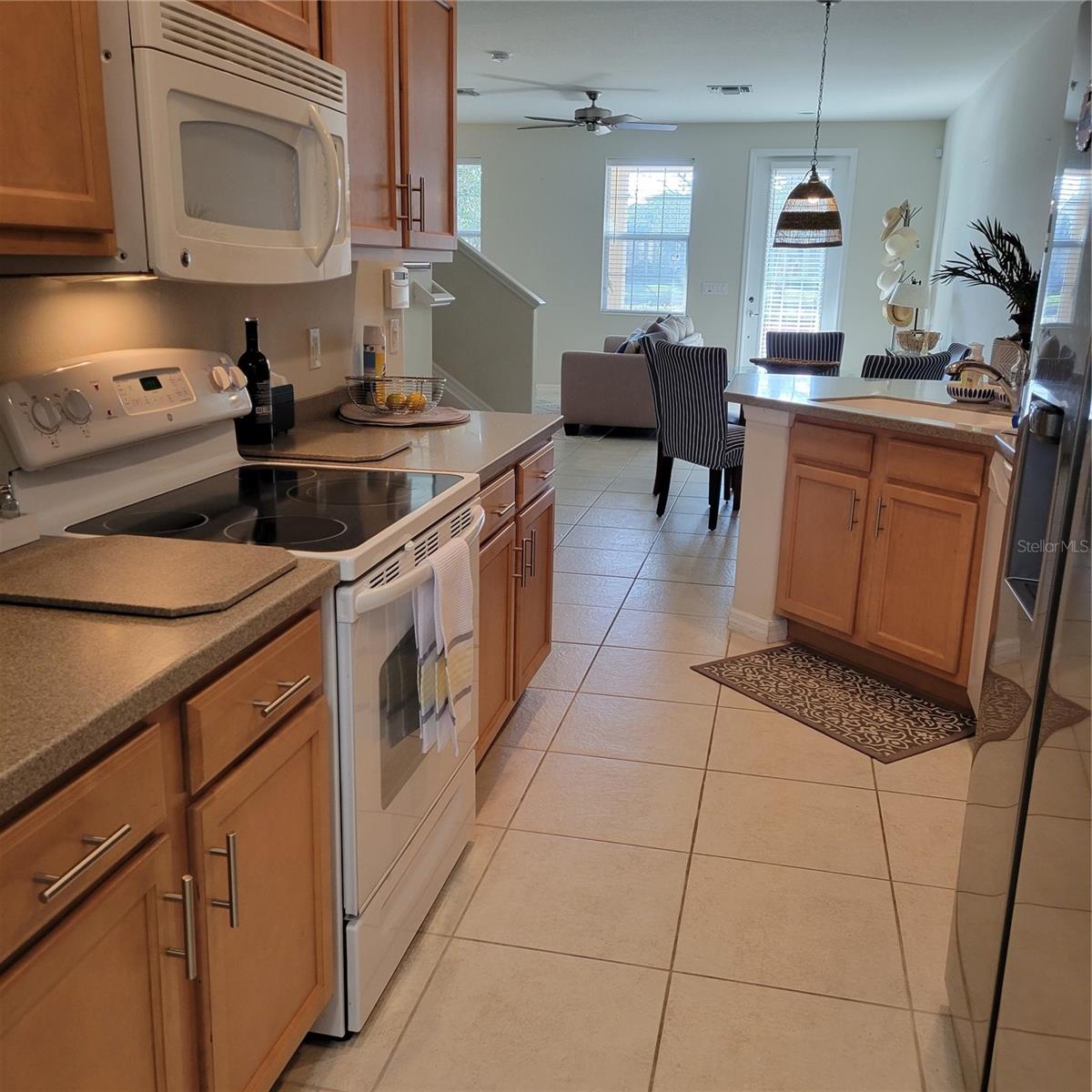 SAN MICHELE AT UNIVERSITY COMMONS - Residential Lease