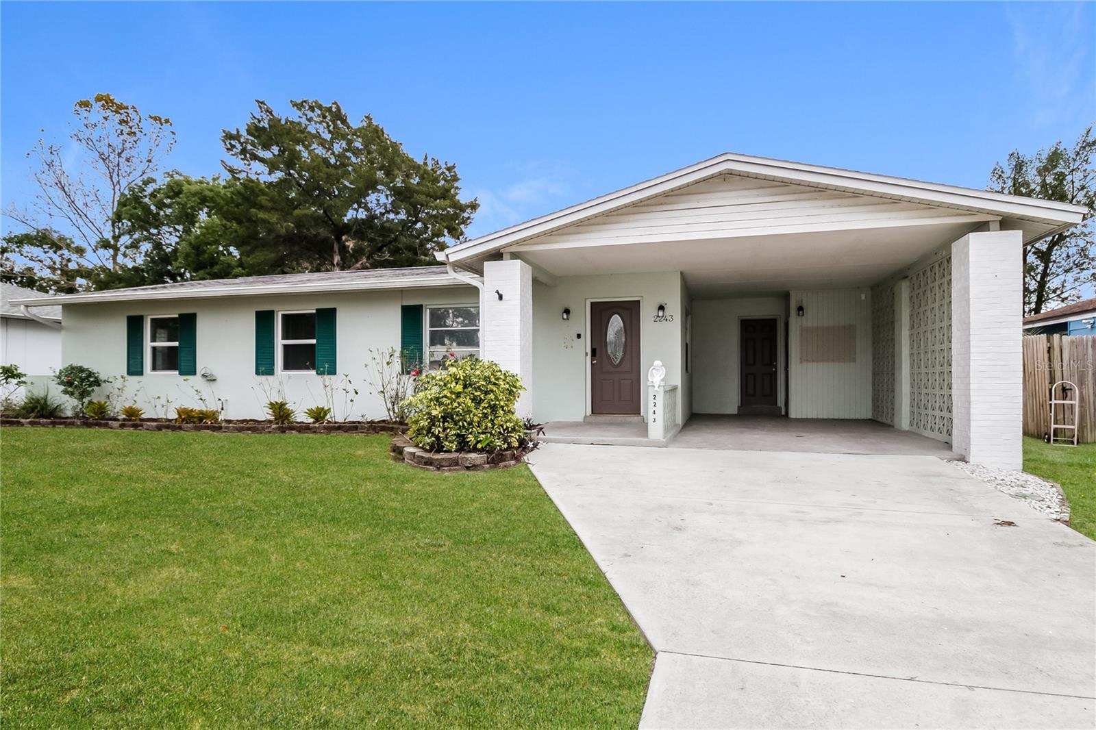 DELTONA LAKES UNIT 74 - Residential Lease