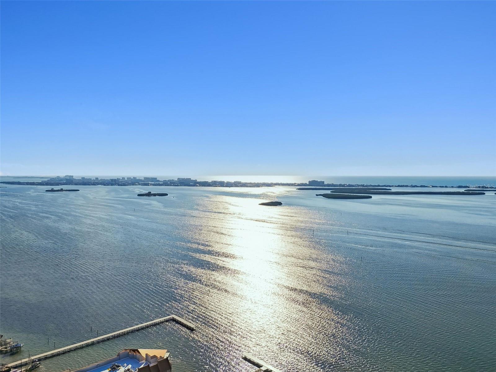 EDGEWATER ARMS 4TH CONDO - Residential