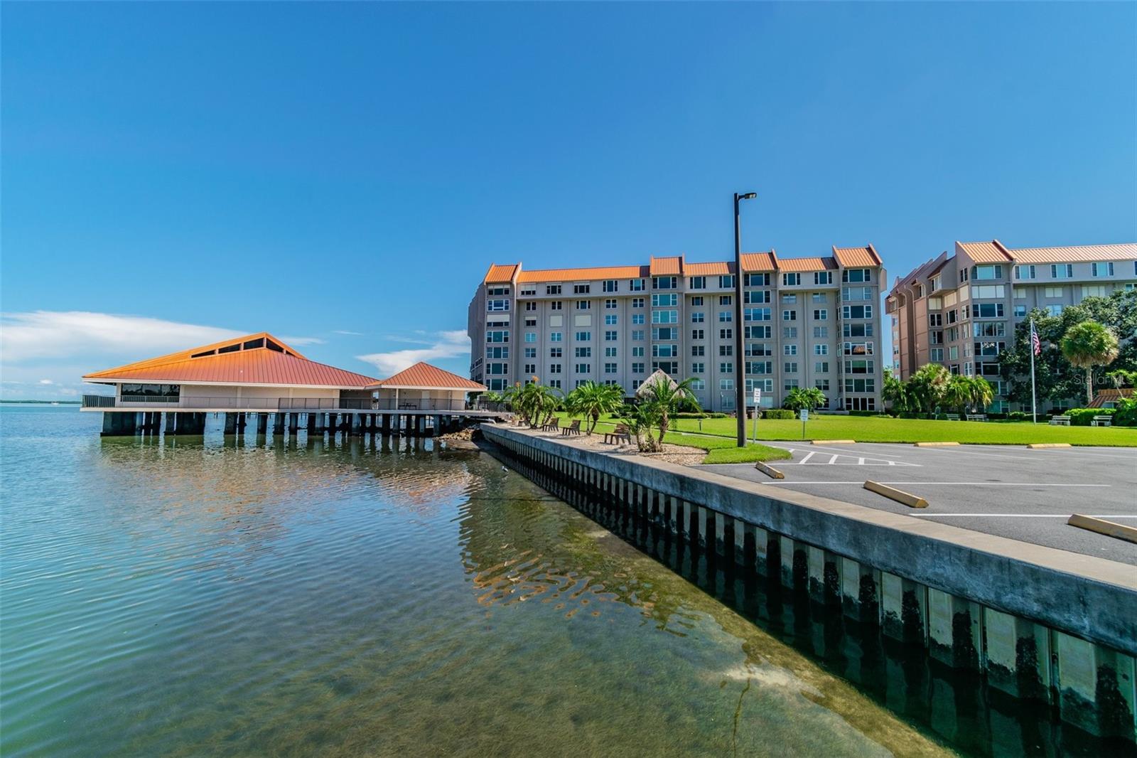 EDGEWATER ARMS 4TH CONDO - Residential