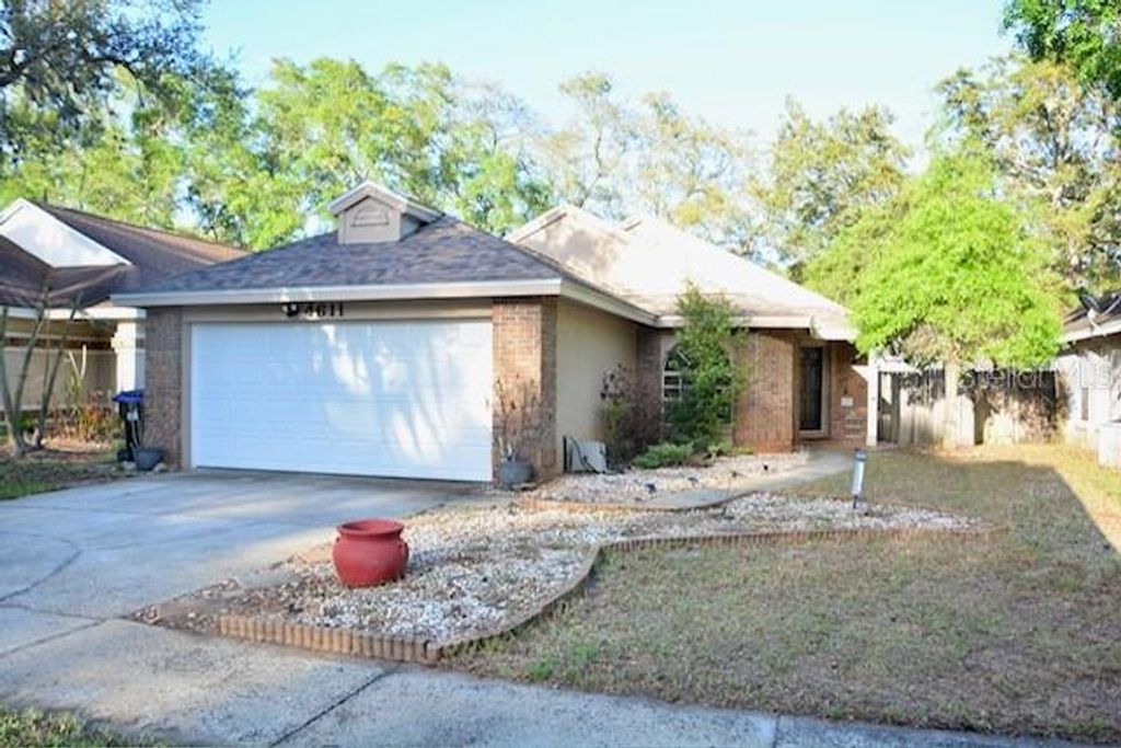 Photo of 4611 Bridgeton Lane, Orlando, FL 32817 (MLS # O6395346)