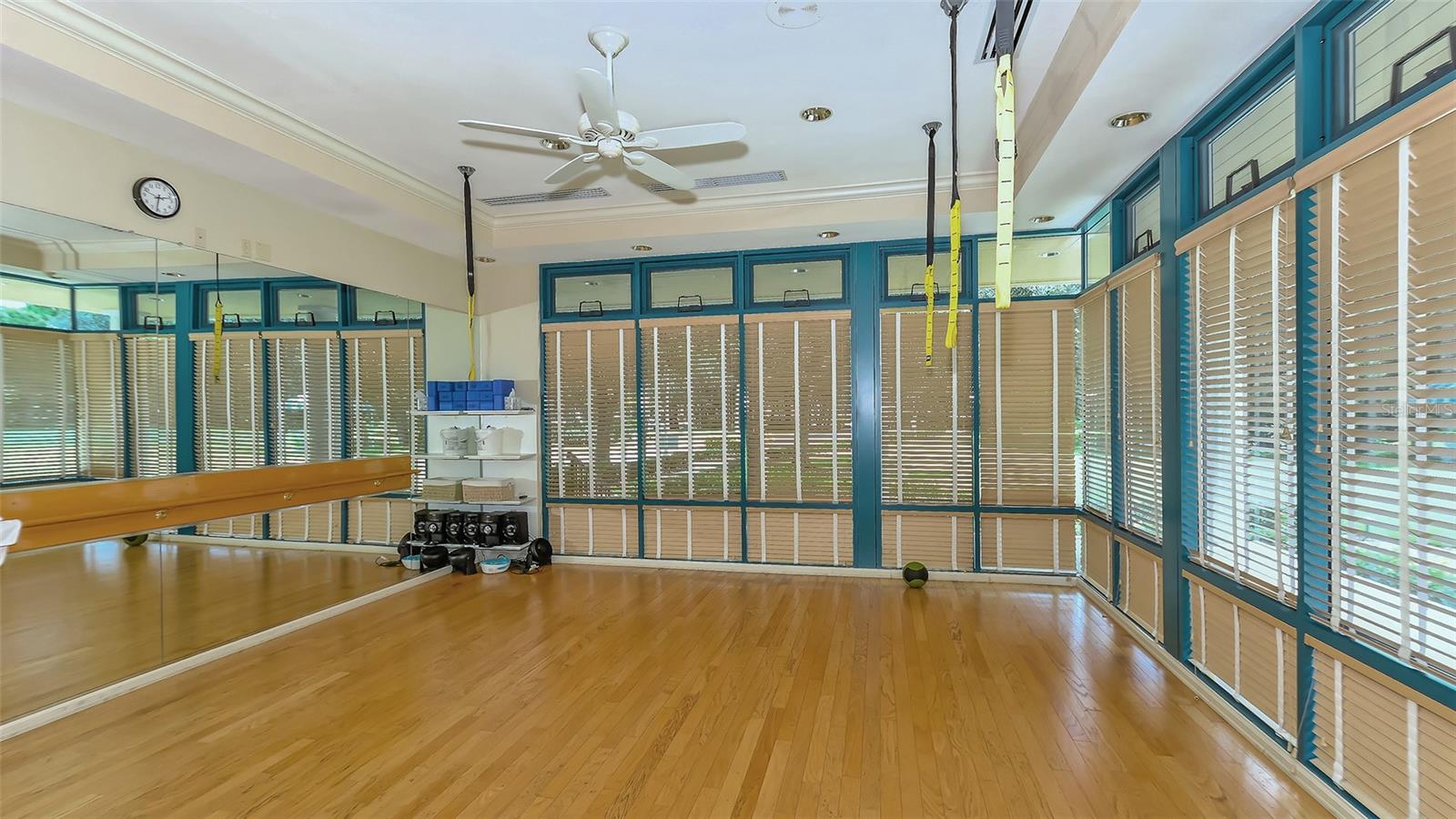 UNIVERSITY PARK - Residential Lease