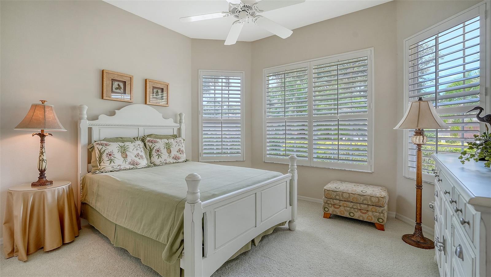 UNIVERSITY PARK - Residential Lease