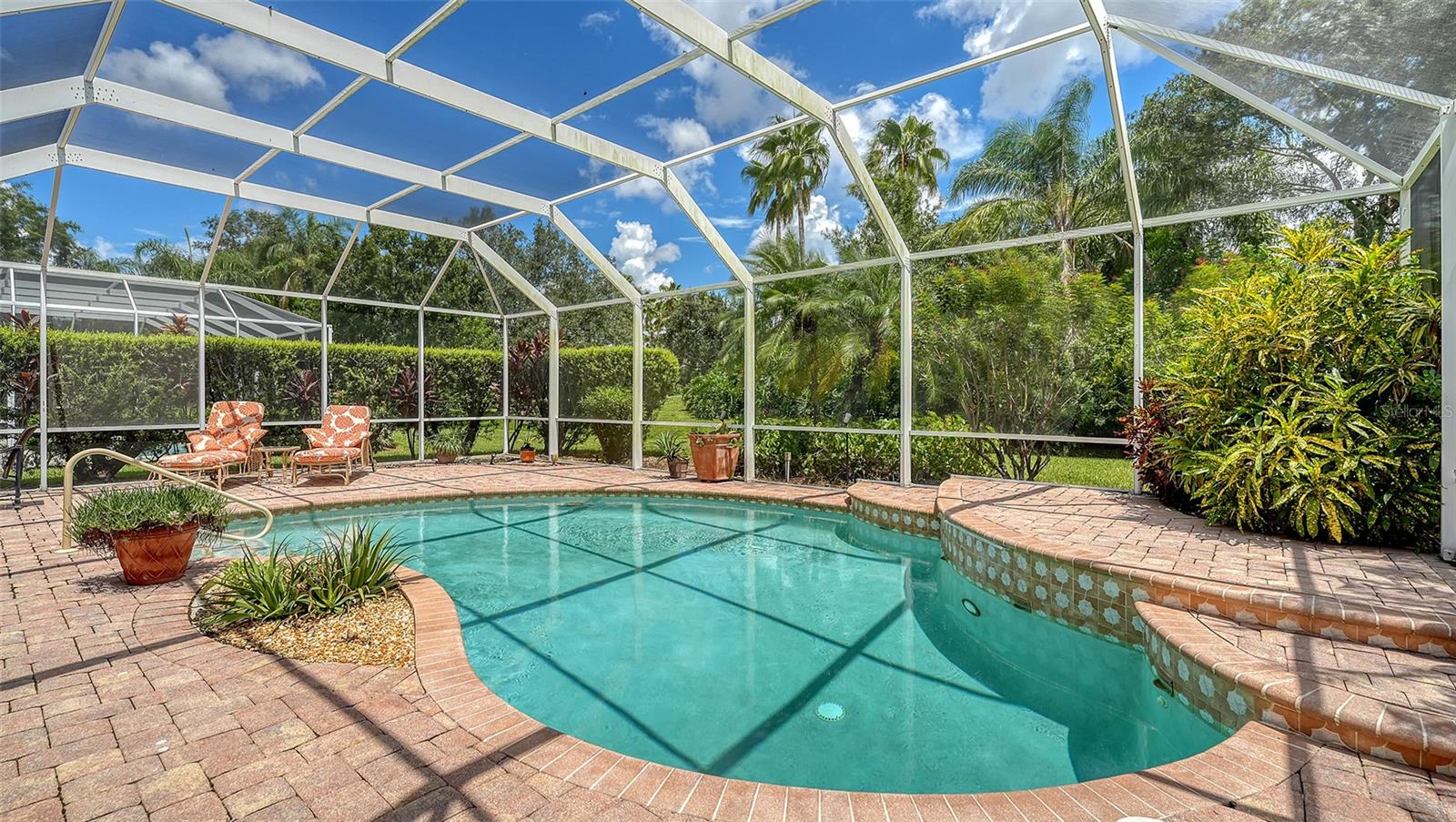 UNIVERSITY PARK - Residential Lease