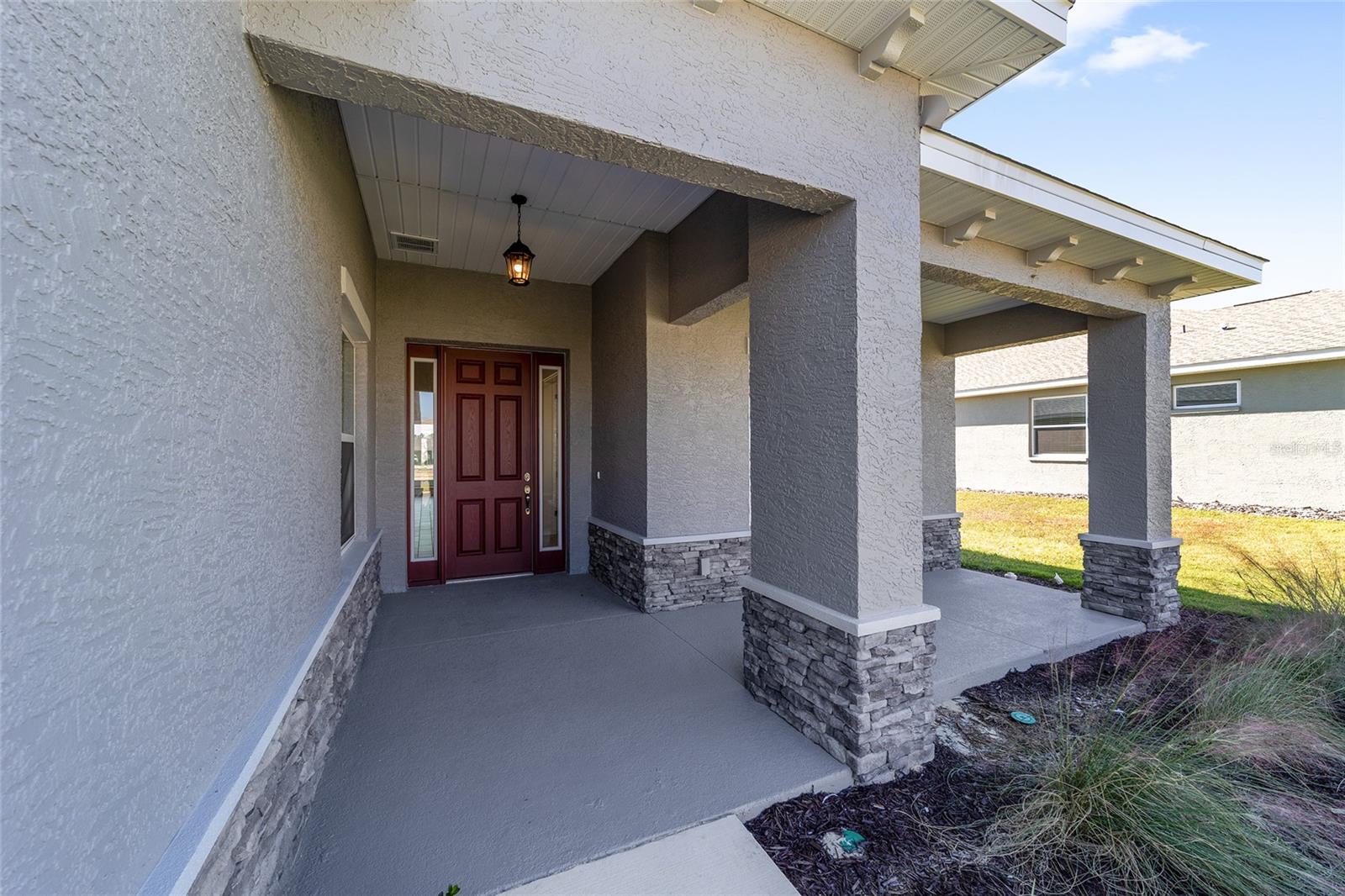 ON TOP OF THE WORLD - Residential