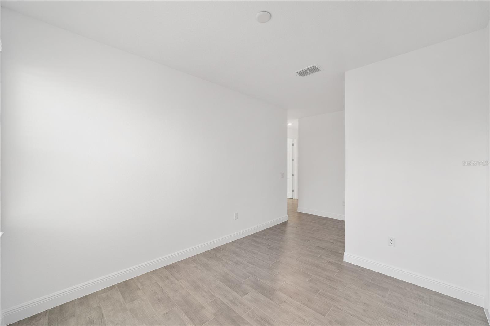 ON TOP OF THE WORLD - Residential