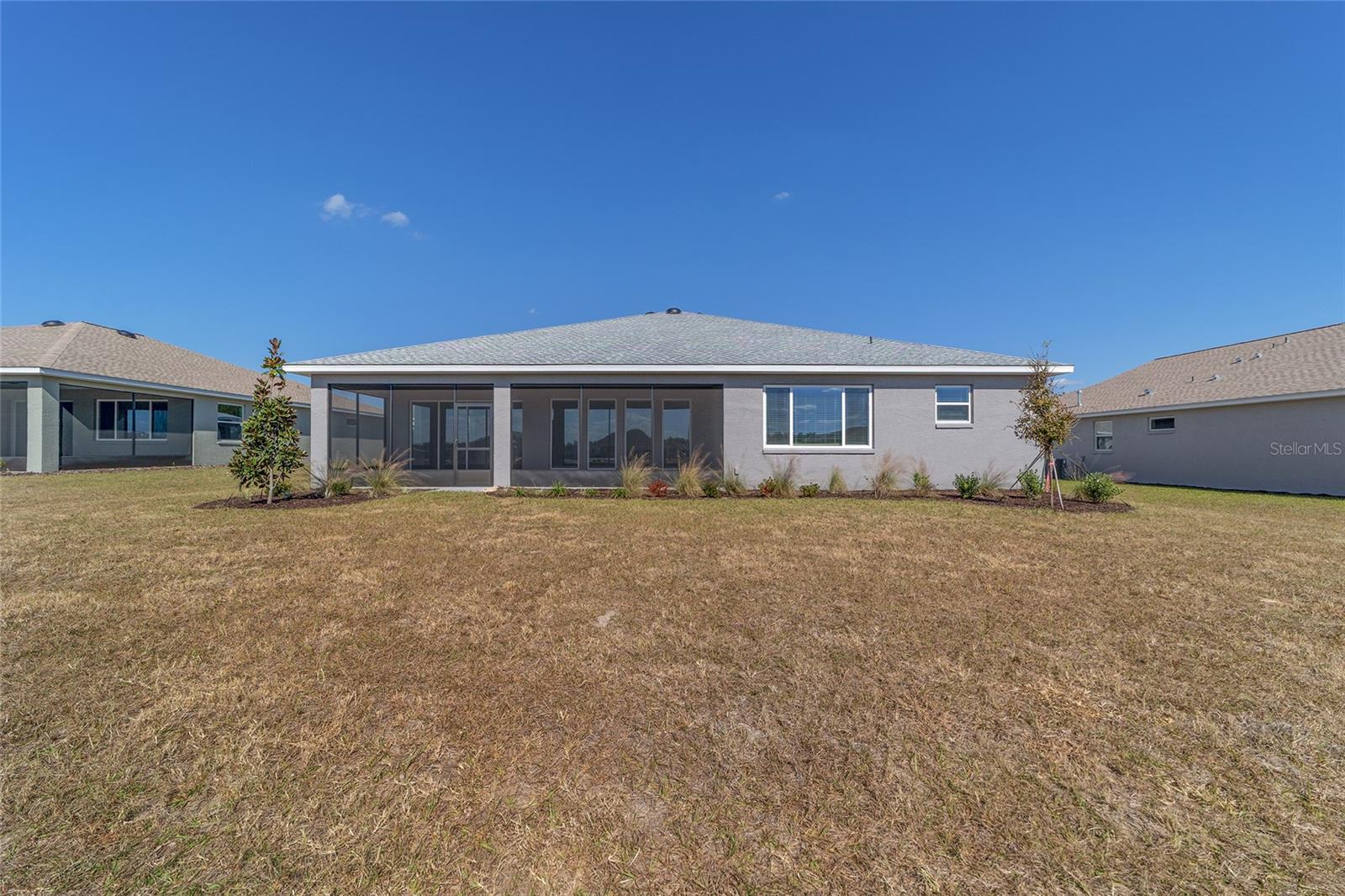 ON TOP OF THE WORLD - Residential