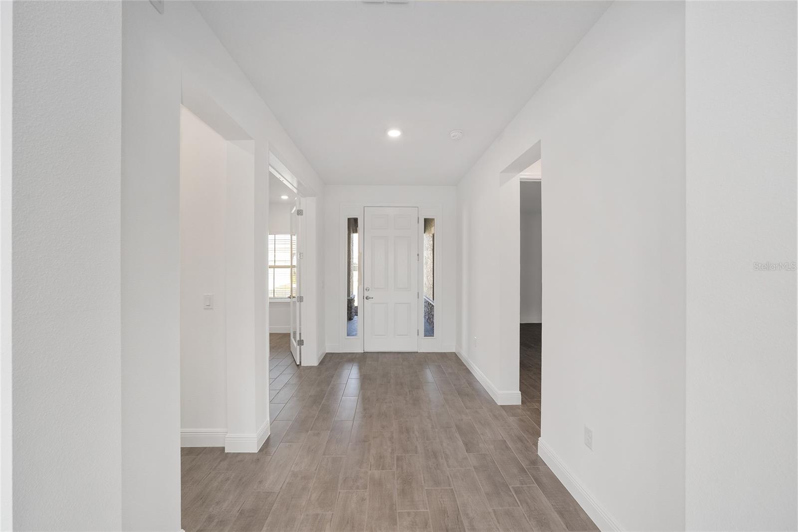 ON TOP OF THE WORLD - Residential