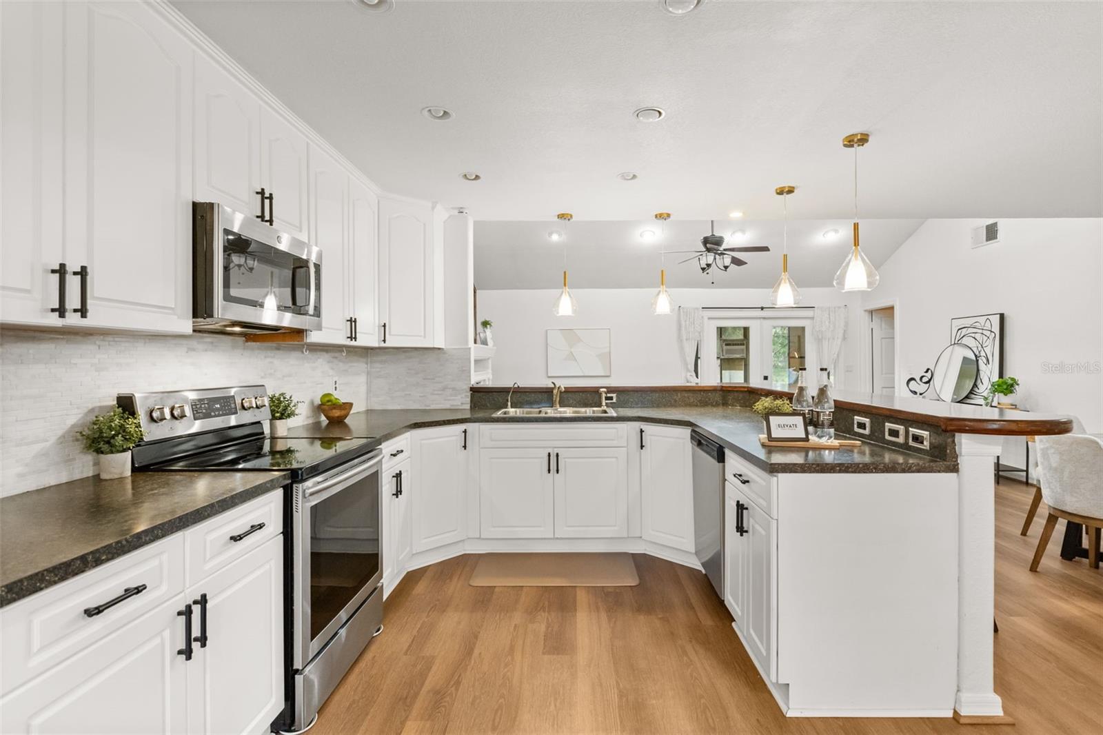 WINDWARD SQUARE SEC 2 - Residential