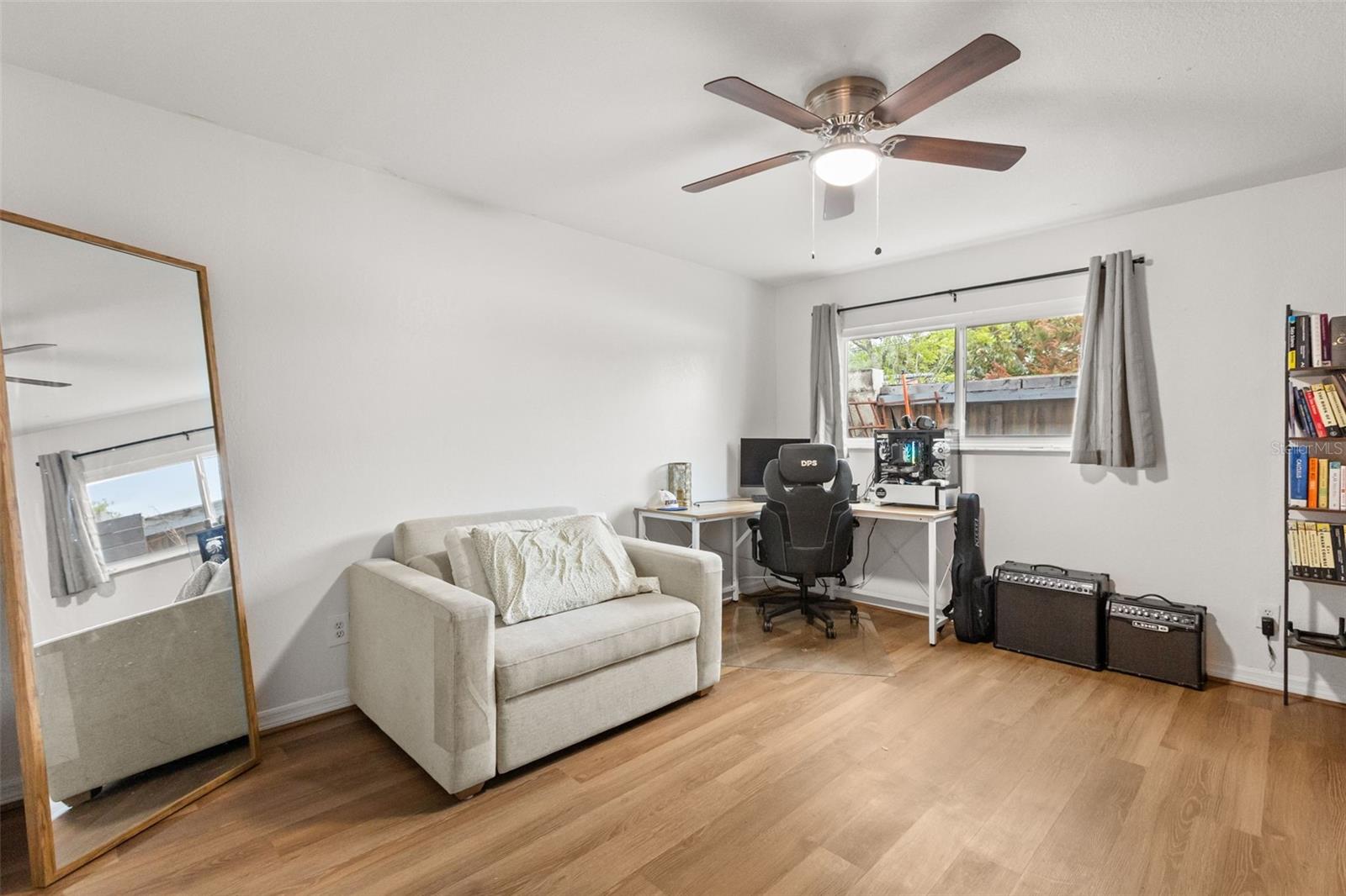 WINDWARD SQUARE SEC 2 - Residential