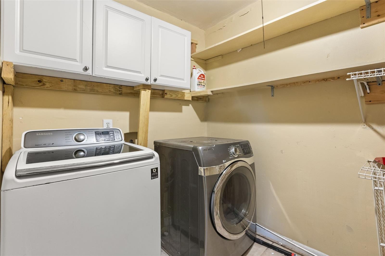 WINDWARD SQUARE SEC 2 - Residential