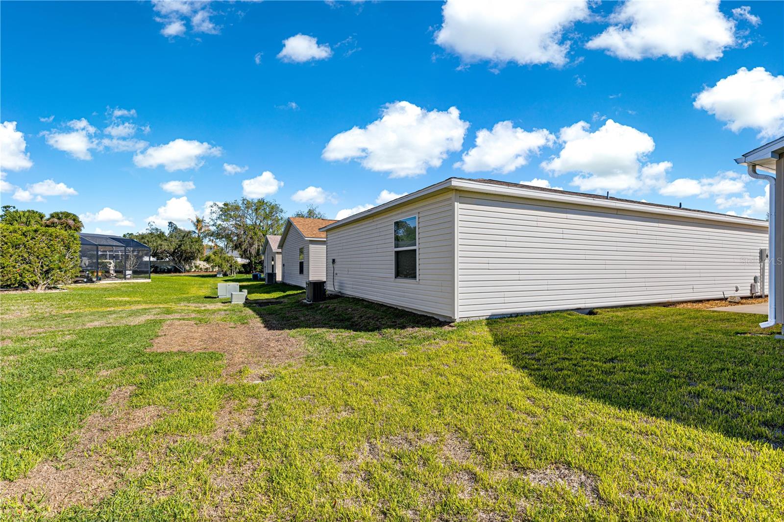 VILLAS/MERRY OAK - Residential