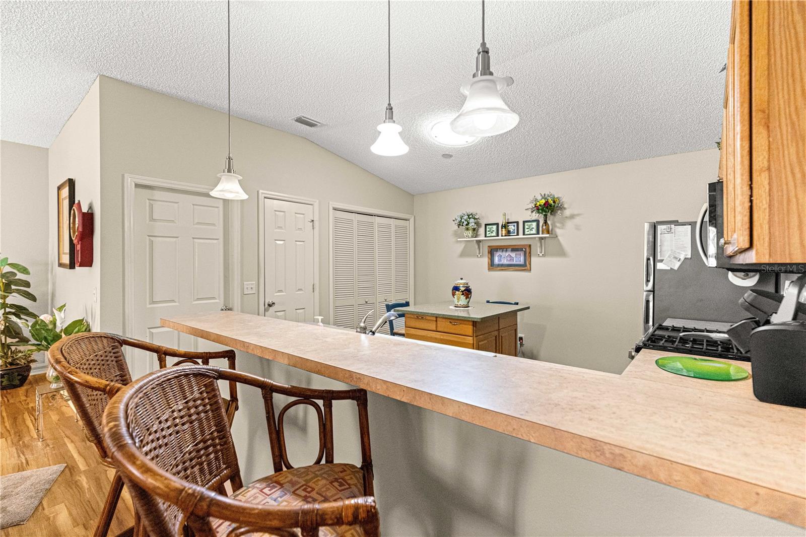 VILLAS/MERRY OAK - Residential