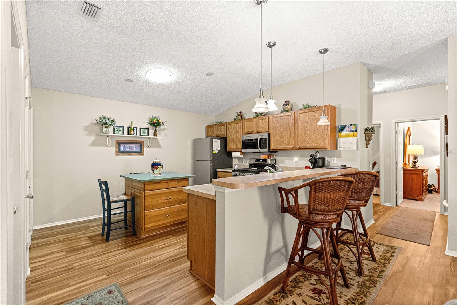 VILLAS/MERRY OAK - Residential
