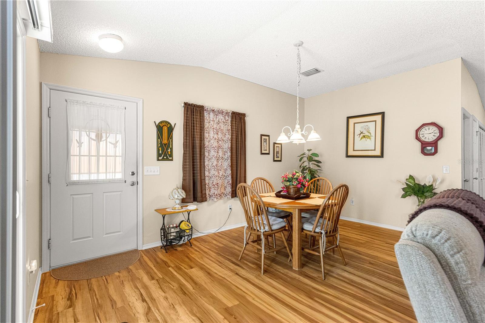 VILLAS/MERRY OAK - Residential