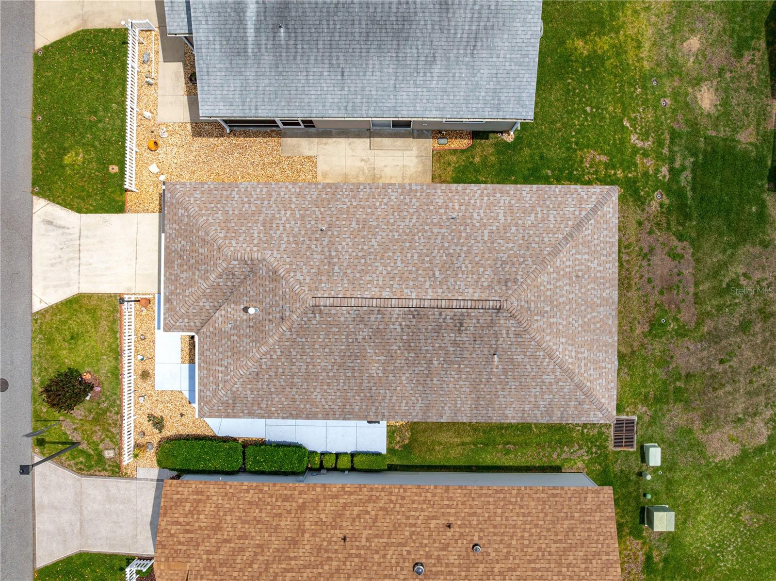 VILLAS/MERRY OAK - Residential