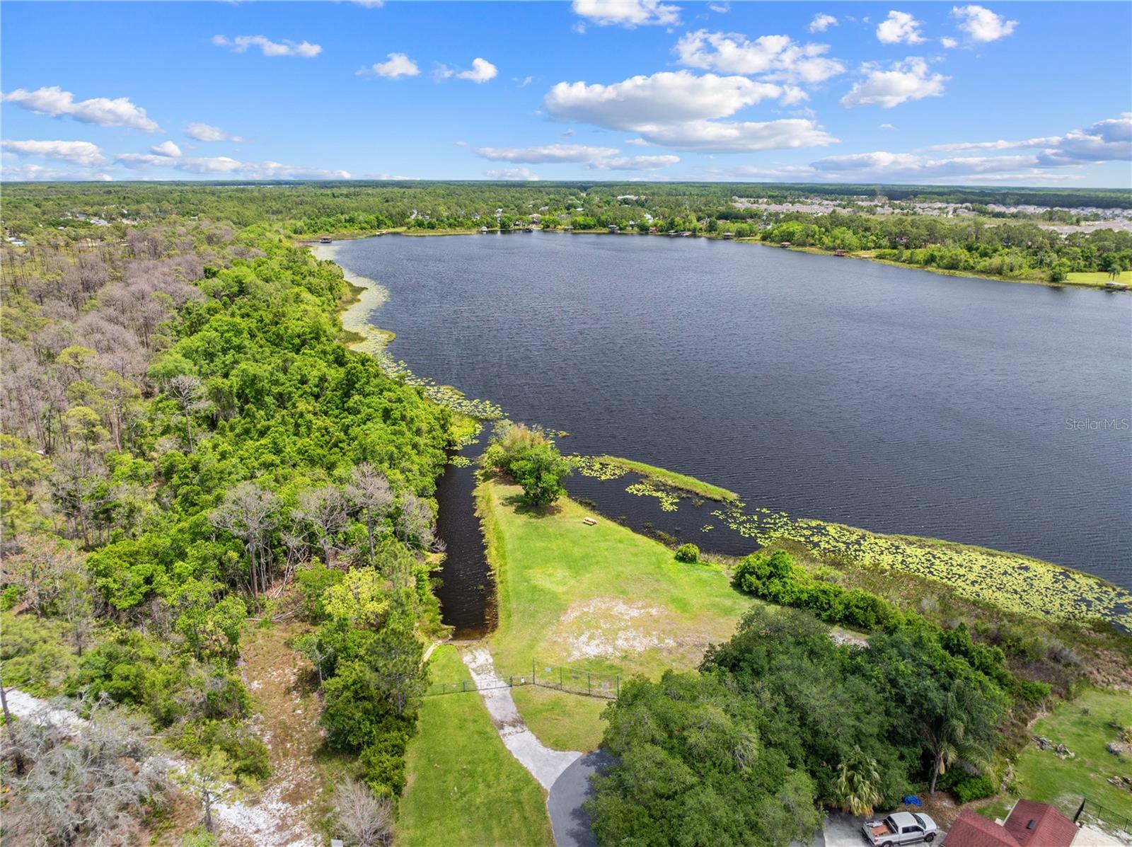 BAY LAKE ESTATES - Residential