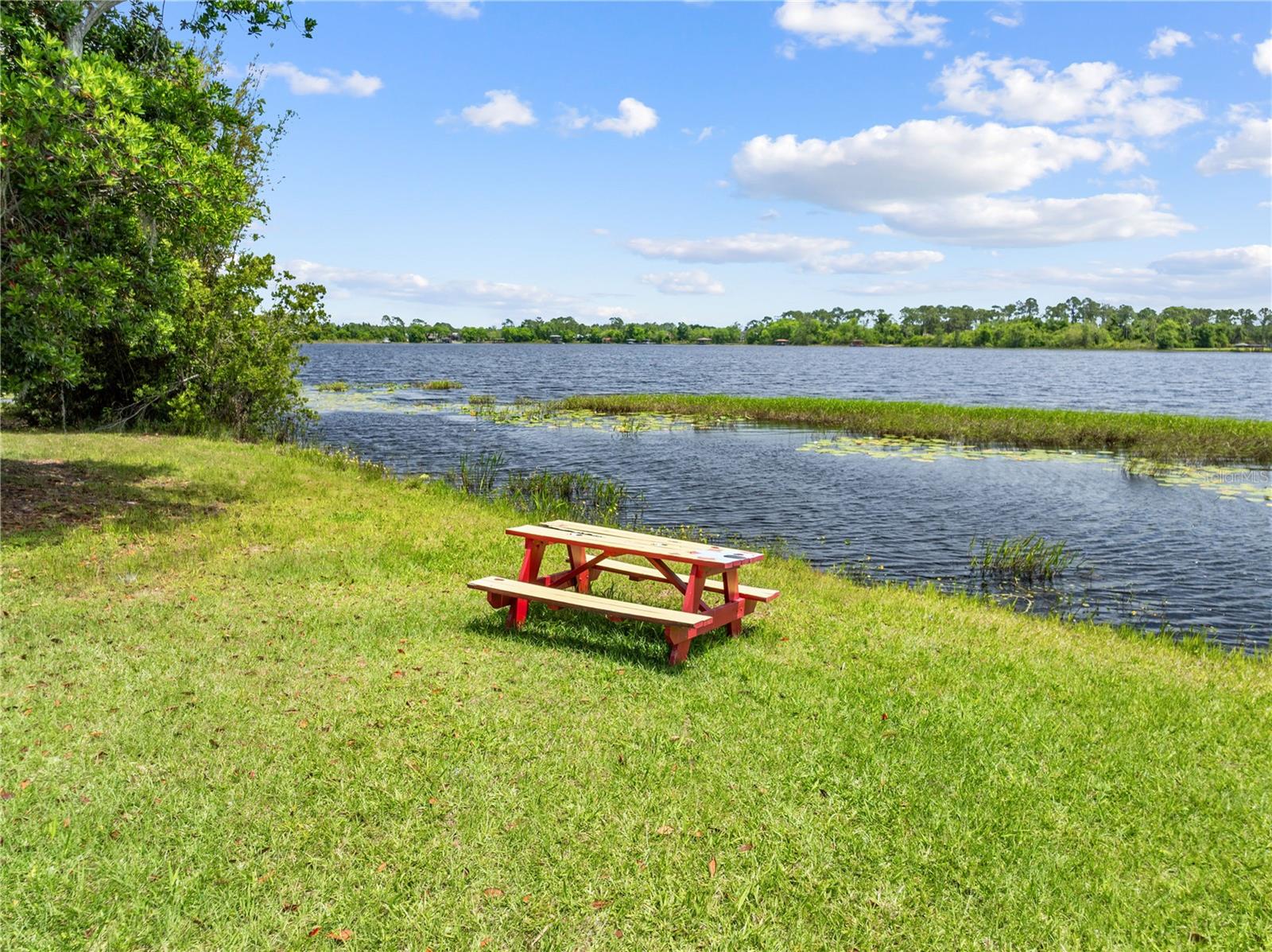 BAY LAKE ESTATES - Residential