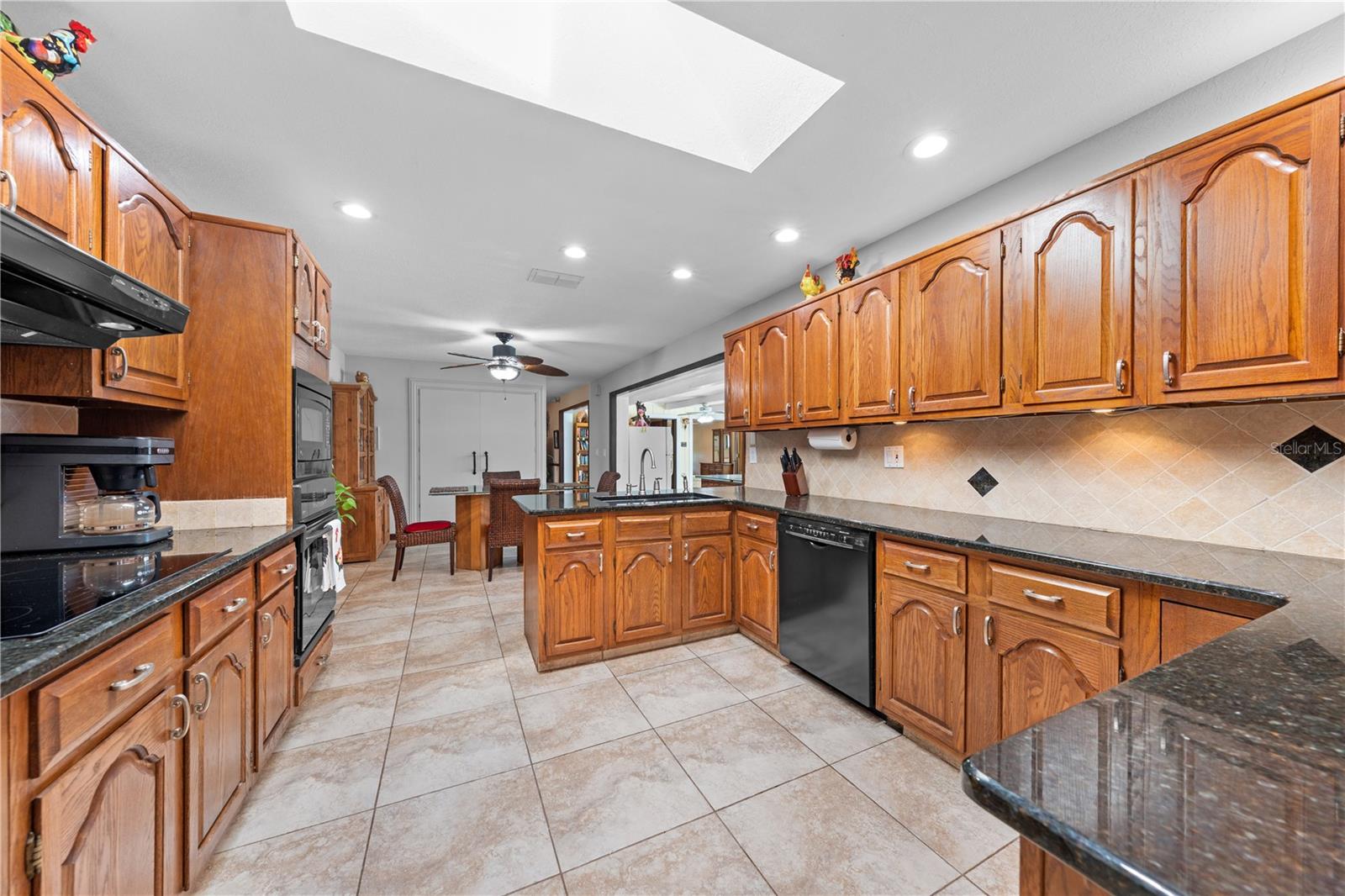 BAY LAKE ESTATES - Residential