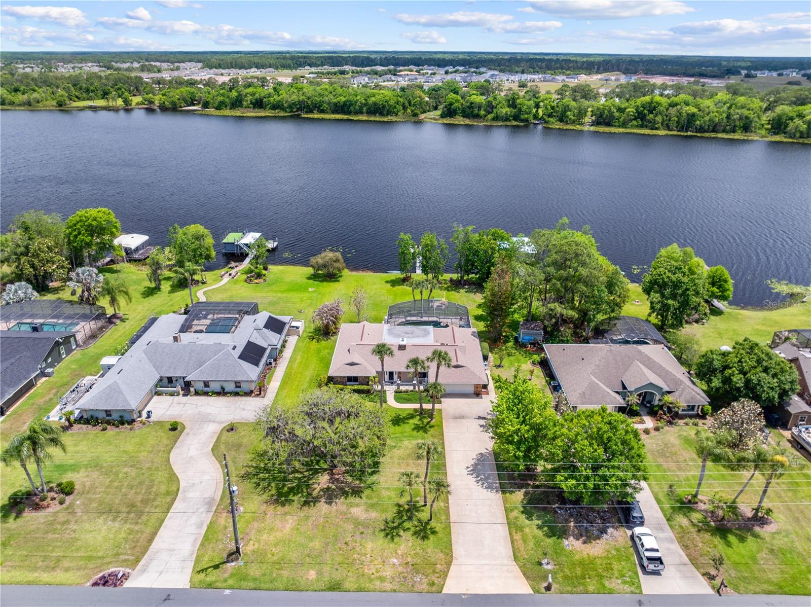 BAY LAKE ESTATES - Residential