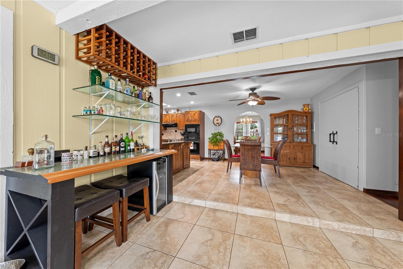 BAY LAKE ESTATES - Residential