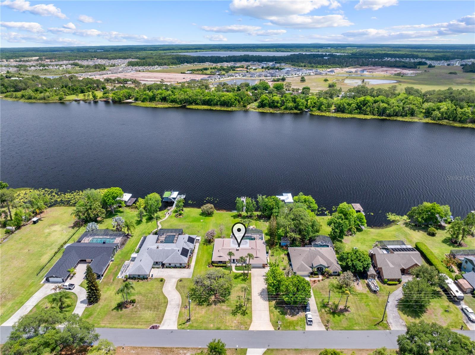 BAY LAKE ESTATES - Residential