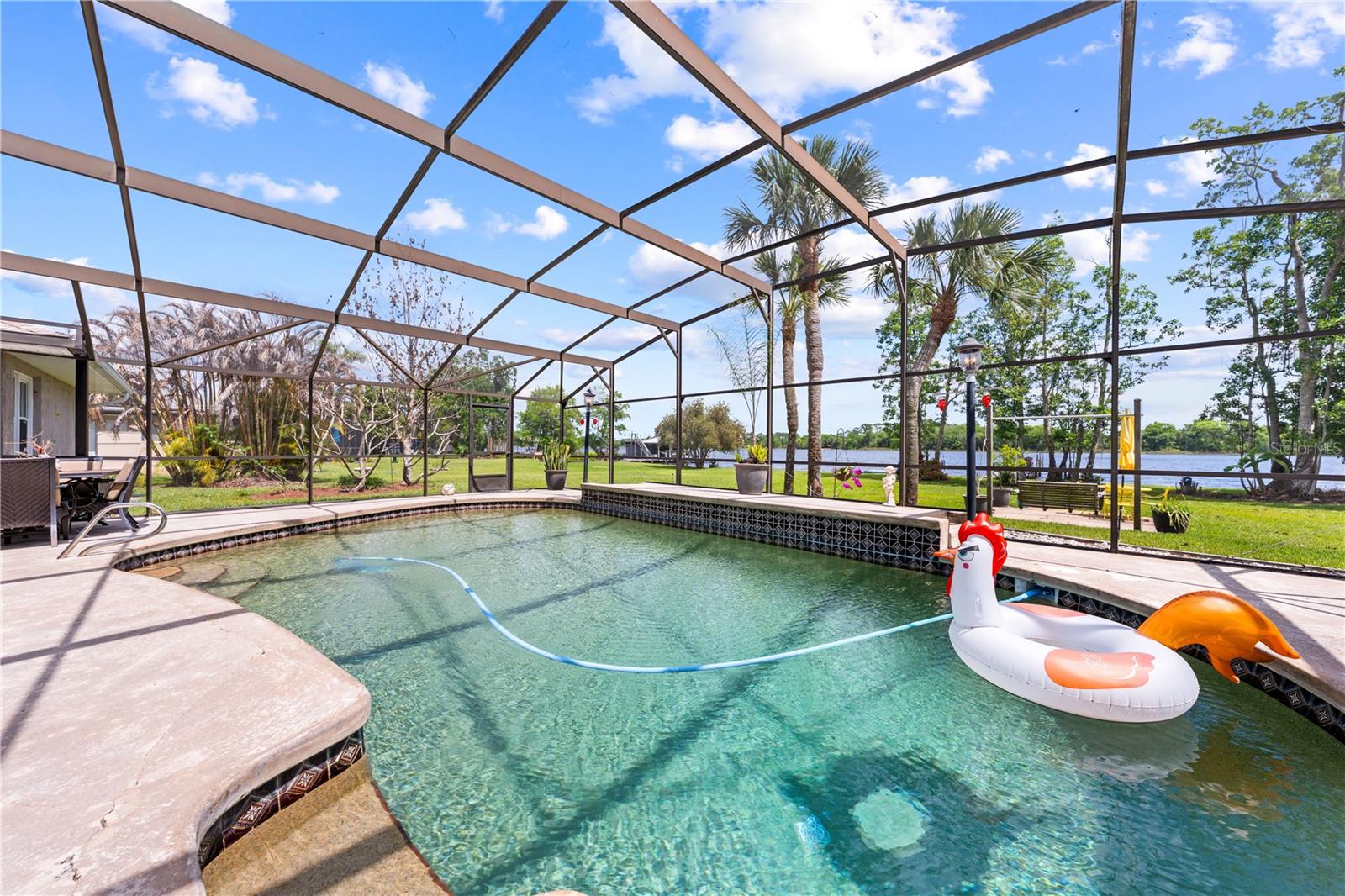 BAY LAKE ESTATES - Residential